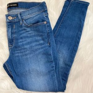 Express Mid Rise Legging size 8 Short